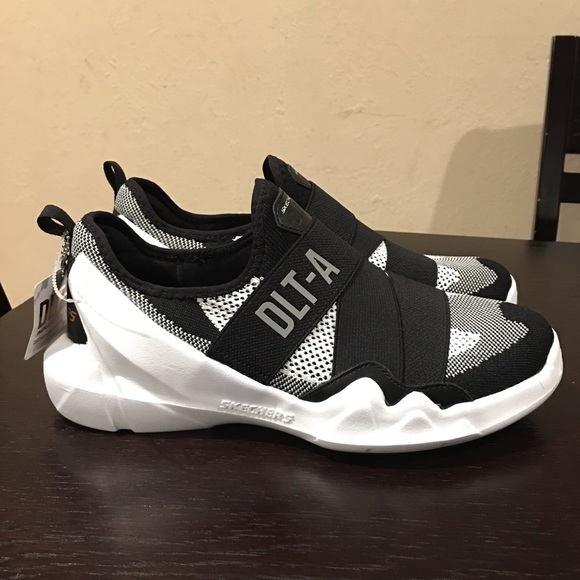 dlta skechers price